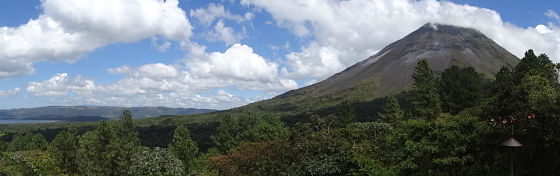 vue panoramique volcan Arenal costa rica