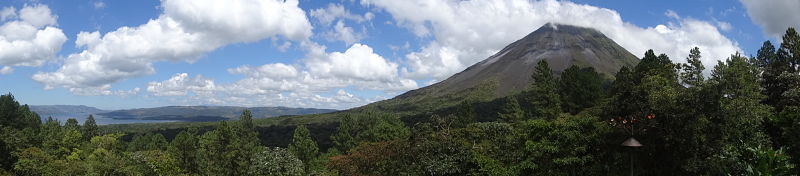 vue panoramique volcan Arenal costa rica